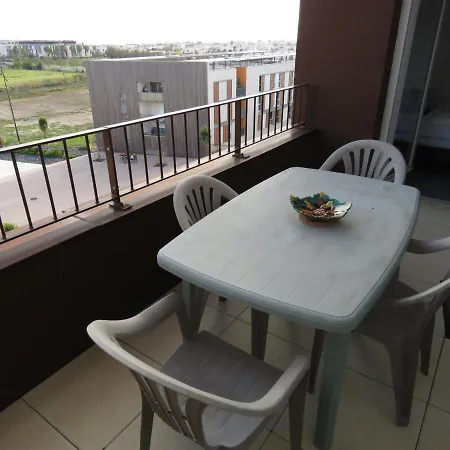 Appartamento T2 Confort 43m² Avec Terrasse Et Parking à - Fr-1-472-148 Sète