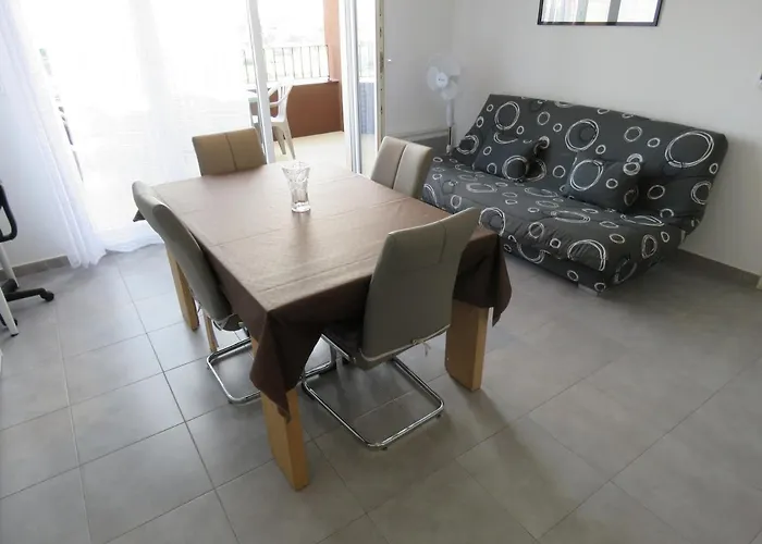 Lägenhet T2 Confort 43M² Avec Terrasse Et Parking A Sete - Fr-1-472-148